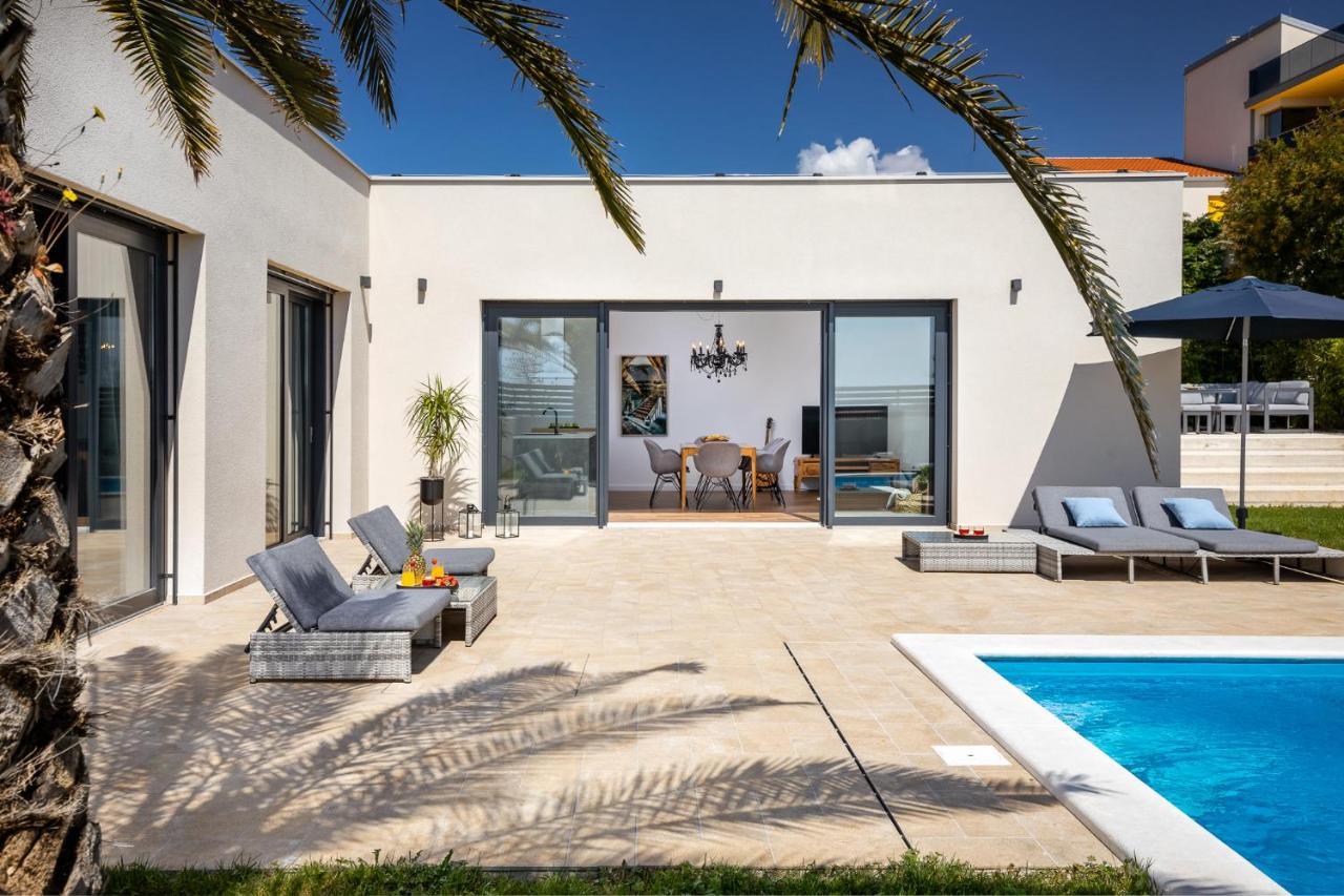 Belvedere Holidays Villas Novigrad  Exterior photo