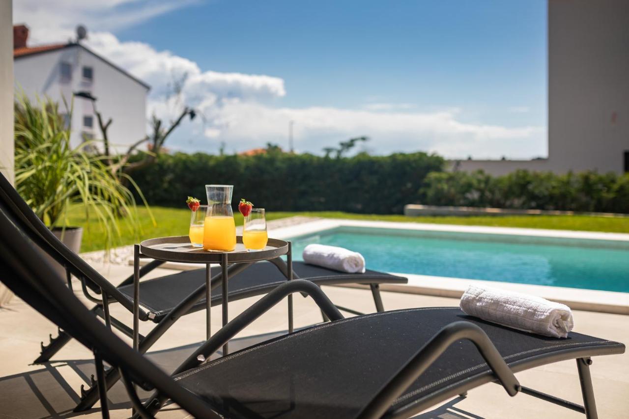 Belvedere Holidays Villas Novigrad  Exterior photo
