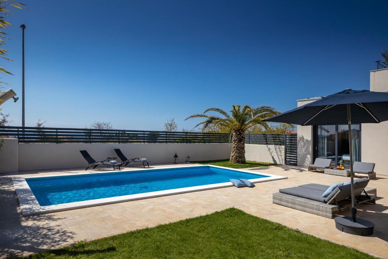 Belvedere Holidays Villas Novigrad  Exterior photo